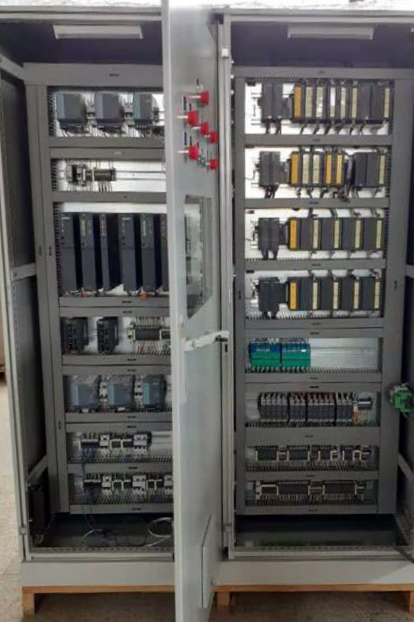 plc-panel-11